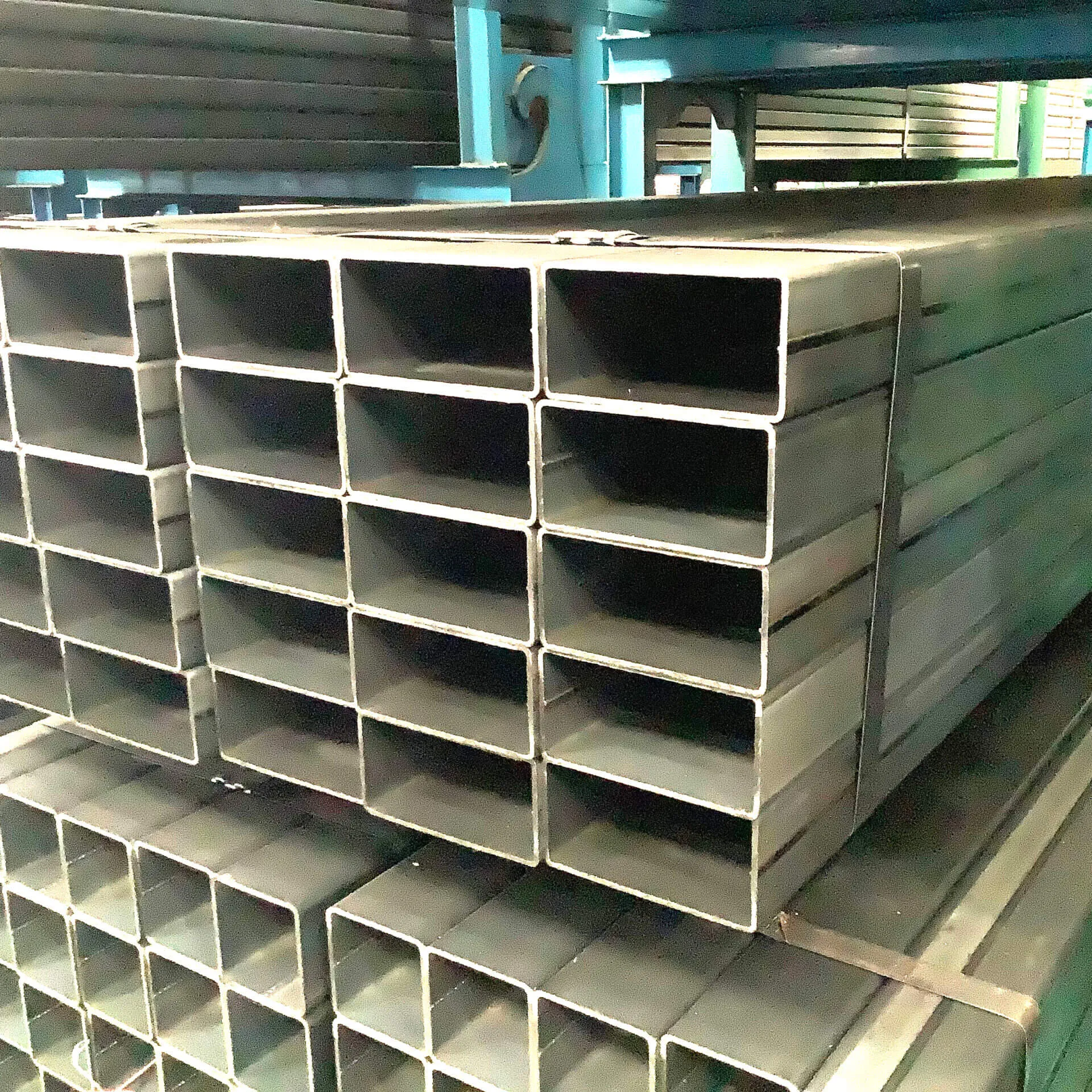 Профильная труба оцинкованная 50x25x2